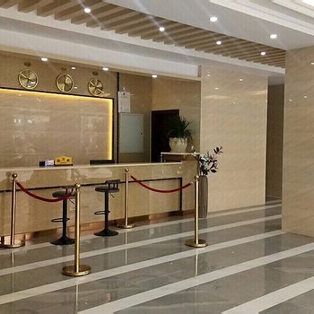 理塘美域大酒店
