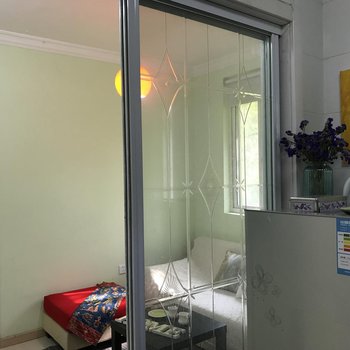 上海精装整租地铁下来即到距陆家嘴一公里普通公寓酒店提供图片