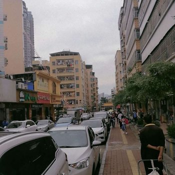 深圳鑫华酒店式公寓