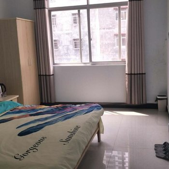 防城港乐屋地产驿站