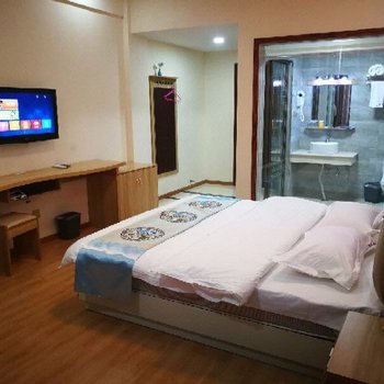 宾川感恩大酒店