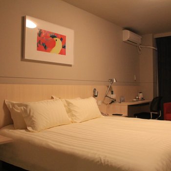 锦江之星(安康高新运动公园店)酒店提供图片