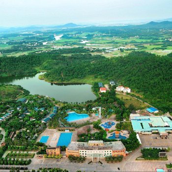 阳西咸水矿温泉旅游度假山庄