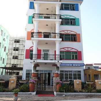 深圳暖魅客栈(原彩虹湾海边客栈)