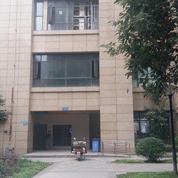 成都lanlan7515普通公寓酒店提供图片