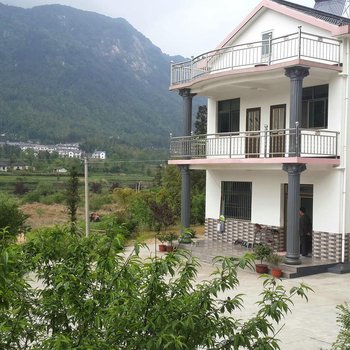 天柱山九曲河山庄