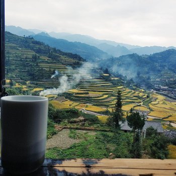 西江白云山居客栈