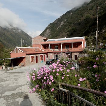 茂县松坪沟红云农家酒店提供图片