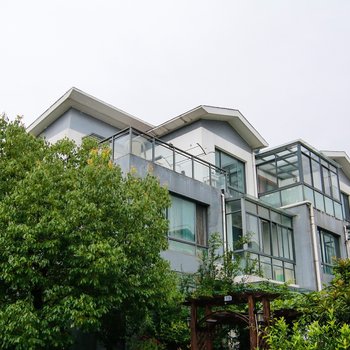 蓝阁别墅(上海国家会展中心店)