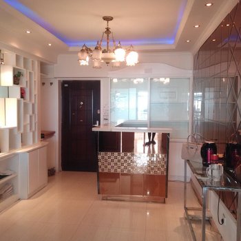 西宁雅致家庭宾馆中心广场店酒店提供图片