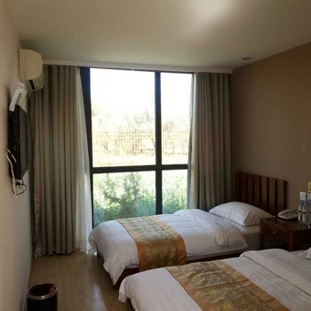 额济纳旗梓涵家庭旅店