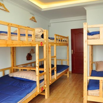 重庆六间房子全江景青年旅舍解放碑店酒店提供图片