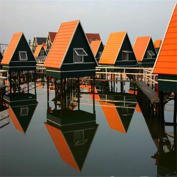 唐山月坨岛荷兰风情水上木屋酒店提供图片