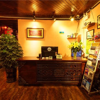丽江花语雅居精品客栈