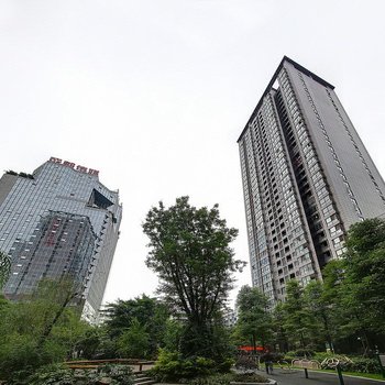 成都爱丁堡短租公寓