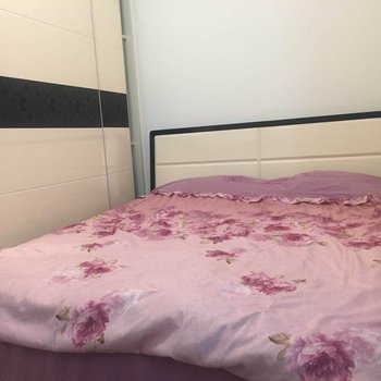 成都王丽珍公寓(机场路土桥段258号分店)