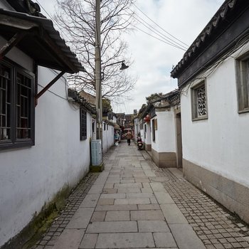 苏州风聆五间房住宿