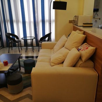 咸宁银轮新世界普通公寓酒店提供图片