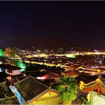 丽江驼峰客栈
