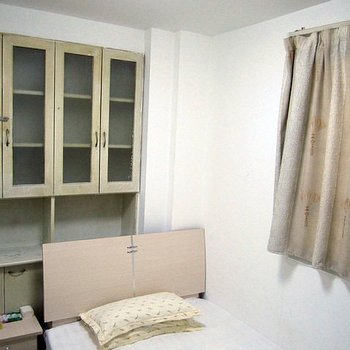 武汉万松园中奇旅店