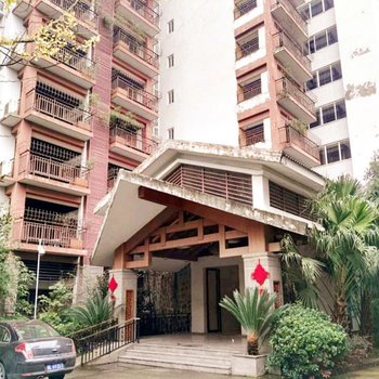 乐山宽窄巷子文殊院春熙路地中海风格三居房普通公寓酒店提供图片