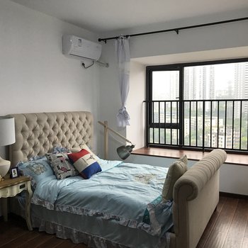 重庆小茶店普通公寓(烟雨路分店)酒店提供图片