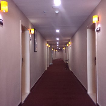 格尔木怡景品质酒店(原7天优品酒店)酒店提供图片