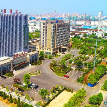 句容皇冠酒店