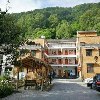 重渡沟水云山庄
