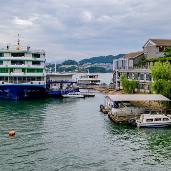 杭州边生机盎然浪漫温馨交通方便的一居室公寓酒店提供图片