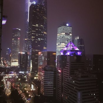 广州珠江新城地铁上盖美领馆广交会高景观日式普通公寓酒店提供图片