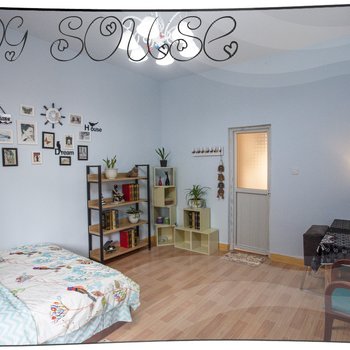 厦门北站狗窝主题驿站酒店提供图片