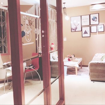 重庆妖精的尾巴普通公寓酒店提供图片