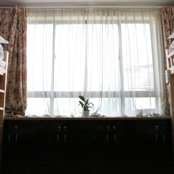 上海虹桥之窗国际青年旅舍国家会展中心店酒店提供图片