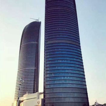 厦门世茂双子塔IMAY海景酒店式公寓