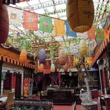 拉萨吉祥圣雪藏餐客栈酒店提供图片