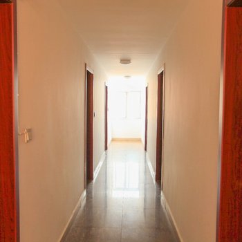 ���Ƹ�ɽˮ�˼ұ��ݾƵ��ṩͼƬ