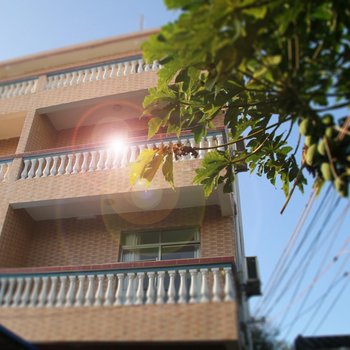 海城涠洲岛宽窄巷子精品客栈