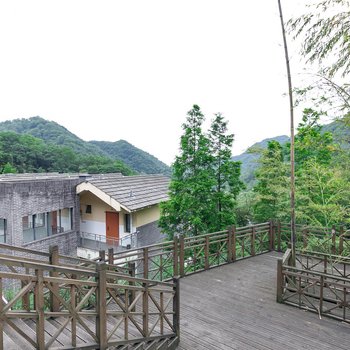 成都五里青城民宿(青正街分店)酒店提供图片