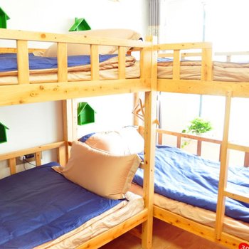 重庆六间房子全江景青年旅舍解放碑店酒店提供图片