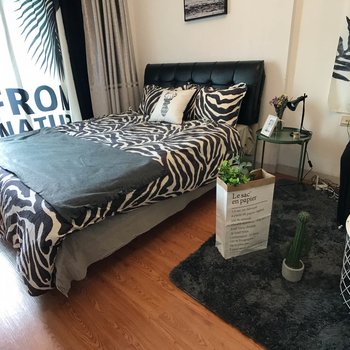 广州珠江新城地铁上盖美领馆广交会高景观日式普通公寓酒店提供图片