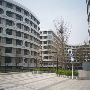 北京微凉却暖公寓