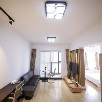 成都YOYO特色民宿(老簇马路分店)酒店提供图片