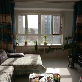 赤峰颜景新普通公寓酒店提供图片