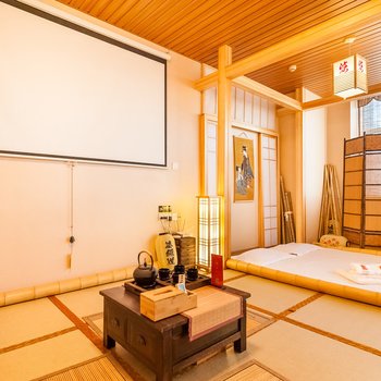 途掌柜·两米六公寓(天主堂分店)