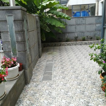 上海滴水湖悠悠庭院民宿(古棕路店)酒店提供图片