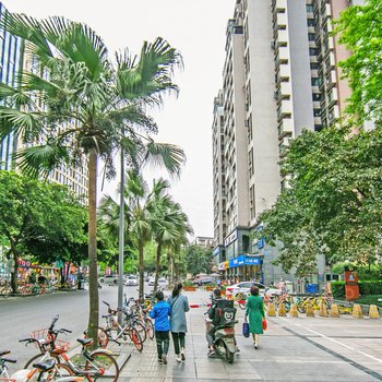 成都然大宝公寓(长城西一路分店)酒店提供图片