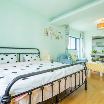 重庆一米阳光浪漫江景房普通公寓酒店提供图片