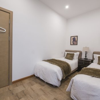 上海优质民宿(便民路店)酒店提供图片