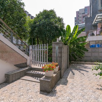 上海滴水湖悠悠庭院民宿(古棕路店)酒店提供图片